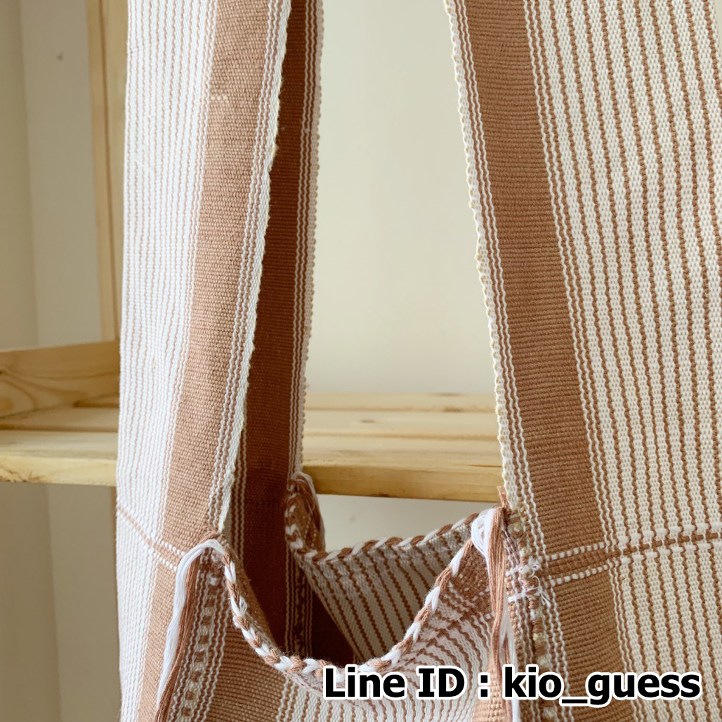 กระเป๋าย่าม ขายย่ามราคาถูก ย่ามกะเหรี่ยง ย่ามชาวเขา ขายย่ามชาวเขา กระเป๋าสะพายข้าง กระเป๋าแฮนด์เมด ของฝากญาติผู้ใหญ่ ย่ามพระ ราคาถูก ลดราคาพิเศษ