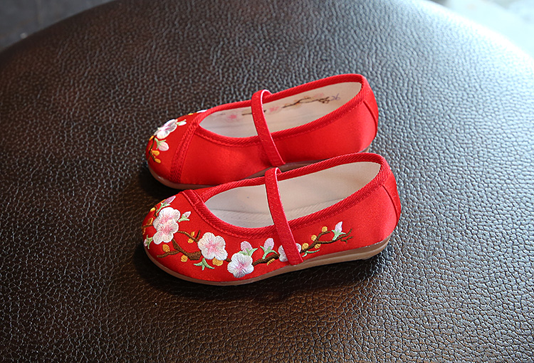 F รองเท้าจีนเด็ก ลายดอกเหมย