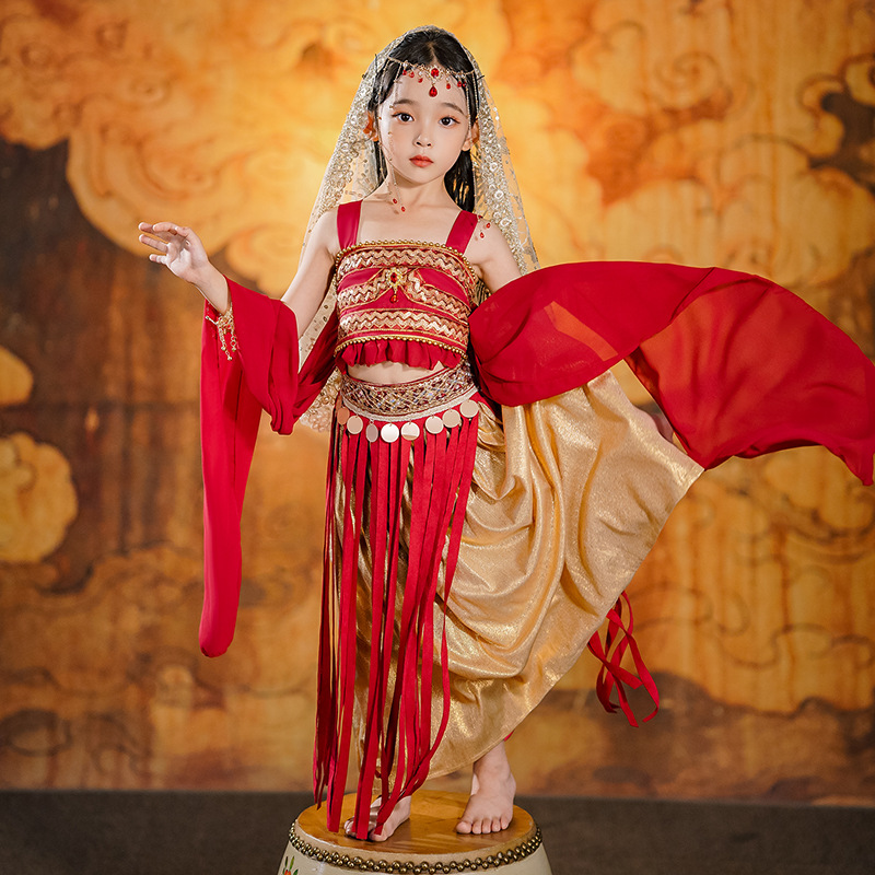 พร้อมส่ง ชุดจีน กี่เพ้า จีนโบราณย้อนยุค ชุดฮันฟู ลายพัด ปักลายปลา