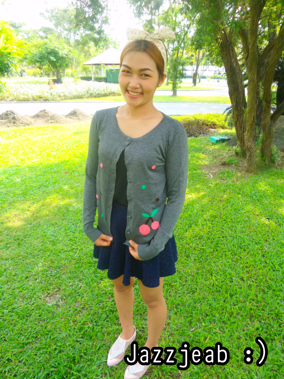 เสื้อคลุม เชอรี่ สีเทาเข้ม