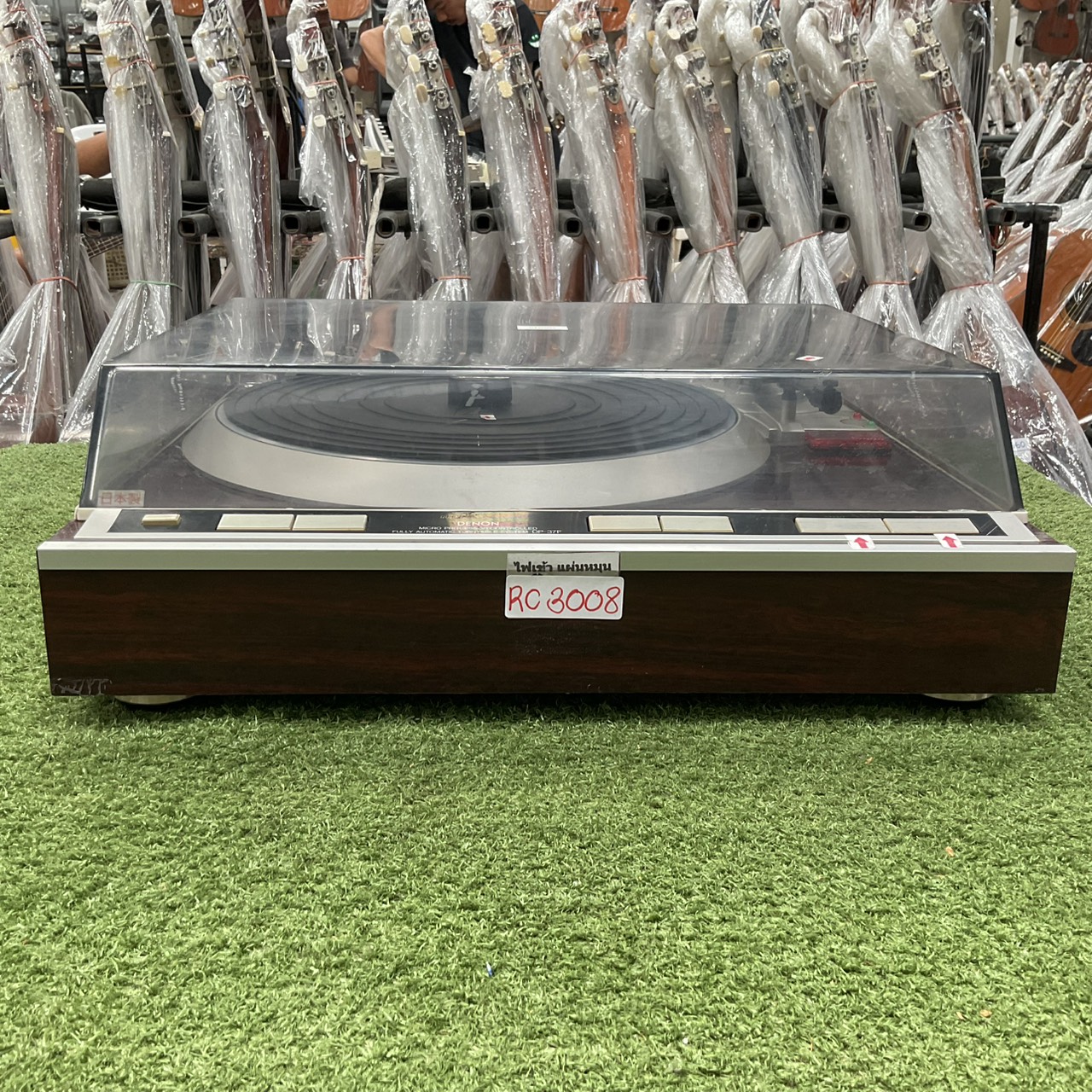 เครื่องเล่นแผ่นเสียง DENON : DP-37F