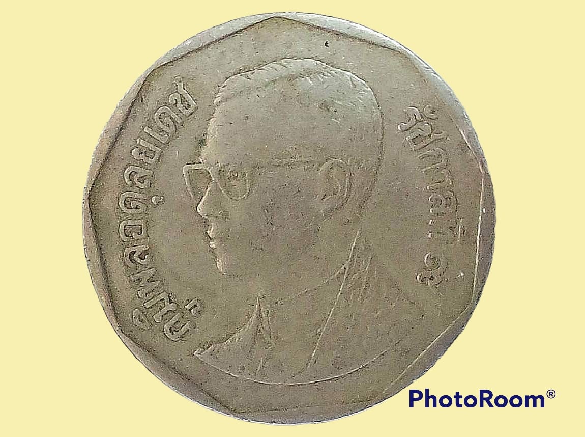 เหรียญ เงินหมุนเวียน รัชกาลที่ 9 5 Baht RAMA 9 1988 อันดับที่ 9