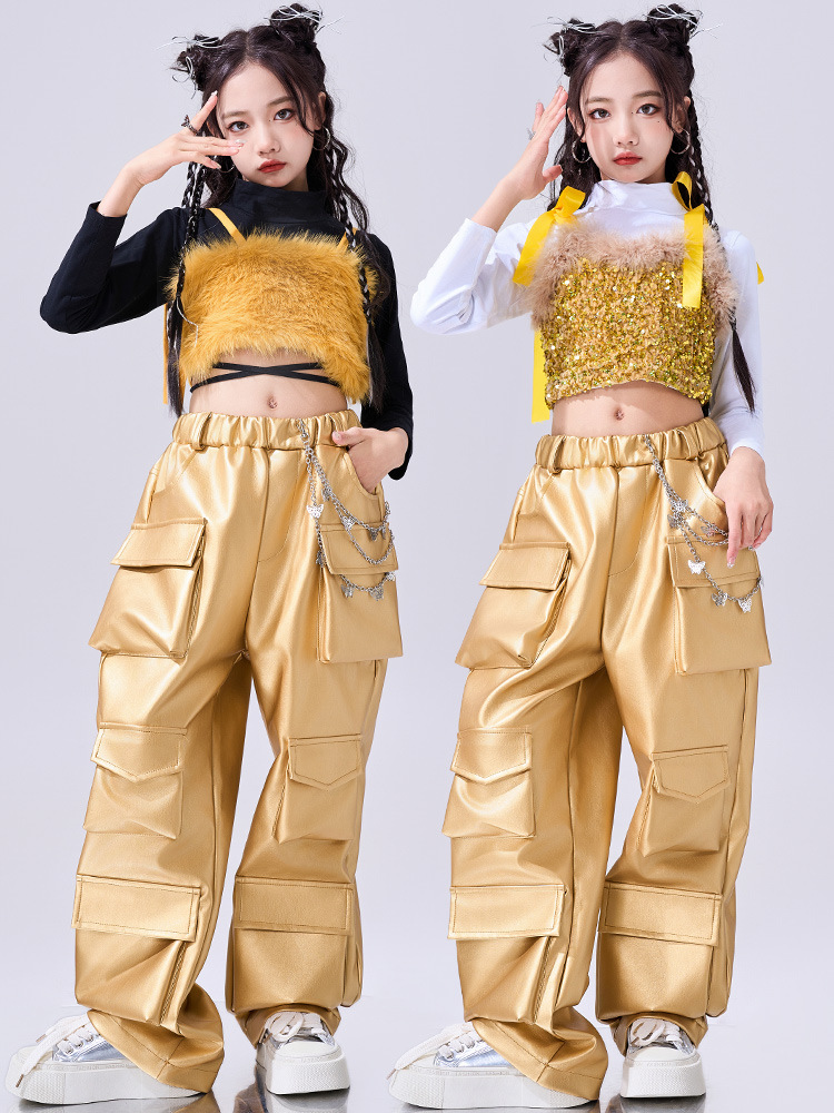 พร้อมส่ง ชุดเต้น เซ็ตเสื้อสายเดี่ยวปักเลื่อม+กางเกงวิ้ง