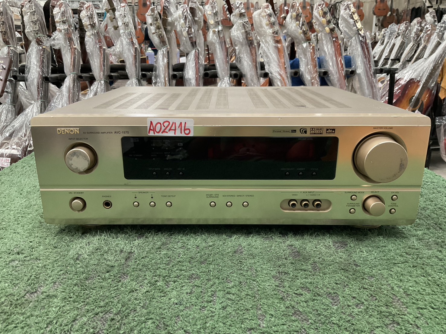เครื่องขยายเสียง DENON : AVC-1570