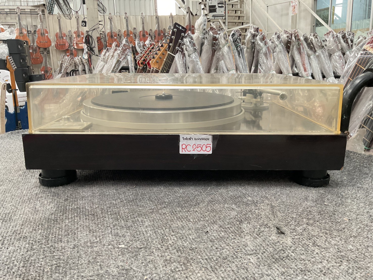 เครื่องเล่นแผ่นเสียง TRIO : KP-700
