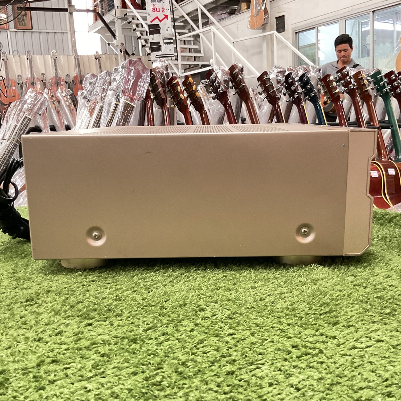 เครื่องขยายเสียง YAMAHA : DSP-AX420