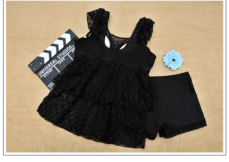 ชุดว่ายน้ำคนอ้วน 4xl เสื้อ+กางเกง รอบอก 40-46 รอบเอว 30-36 สะโพก 40-46 นิ้ว ตัวเสื้อยาว 32 นิ้ว ผ้าดี งานสวยมากค่ะ