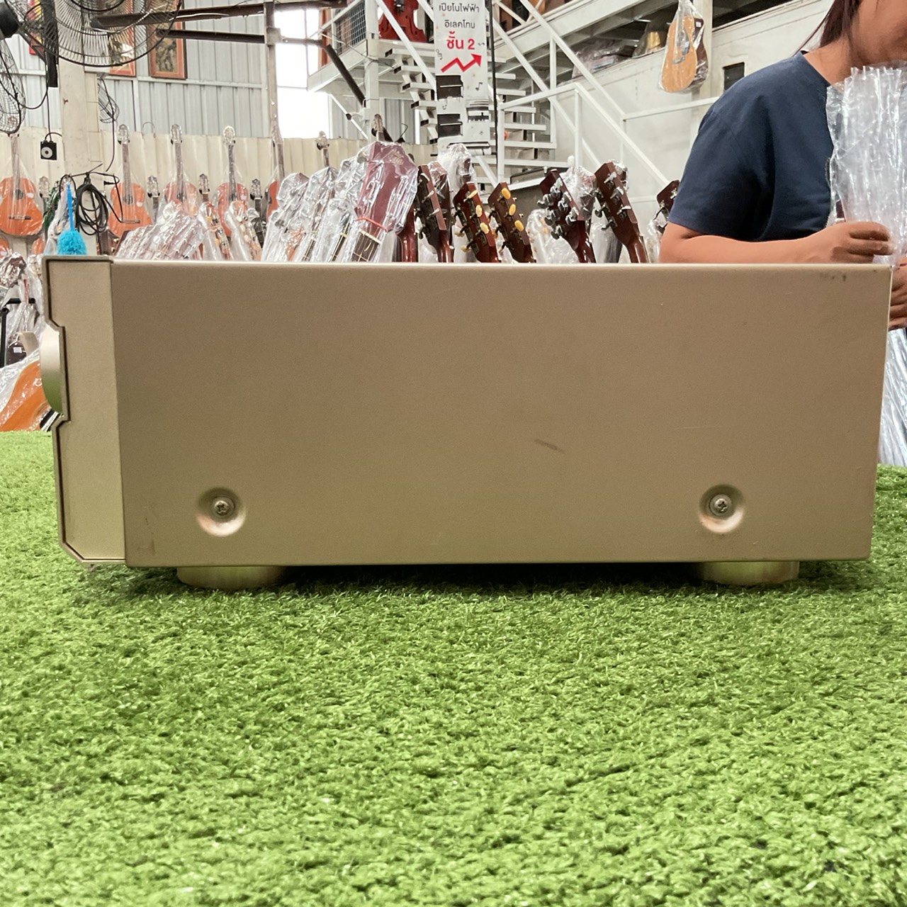 เครื่องขยายเสียง YAMAHA : DSP-AX620