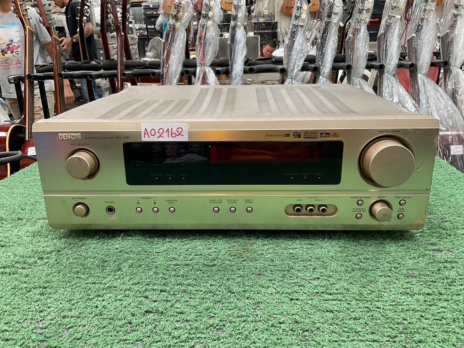 เครื่องขยายเสียง DENON : AVC-1580