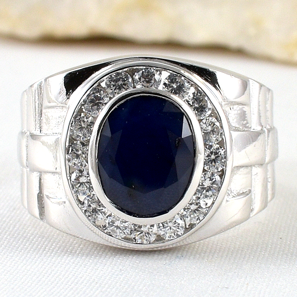 แหวนเงินแท้ราคาถูกชุบทองคำขาว ไพลินแท้ 3.35 กะรัต เพชรCZ 0.64 กะรัต งานประณีตสวยงาม สั่งผลิตค่ะ