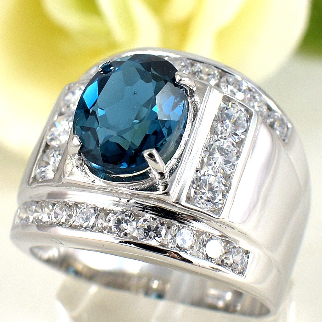 แหวนเงินแท้ราคาถูกชุบทองคำขาว ลอนดอนบลูโทปาซแท้ 3.60 กะรัต เพชรCZ 1.28 กะรัต งานประณีตสวยงาม สั่งผลิตค่ะ