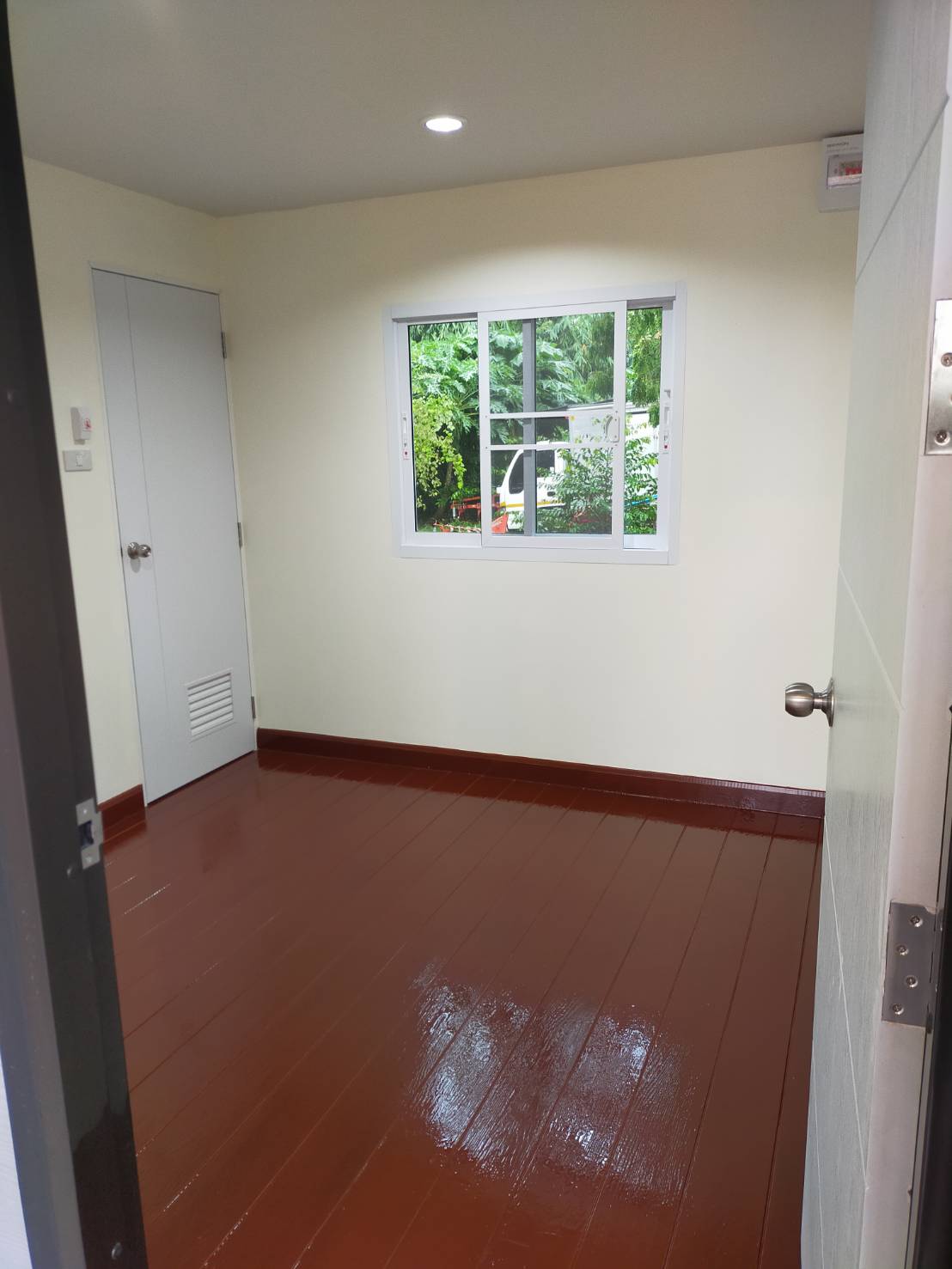 2นอน1นั่งเล่น2ห้องน้ำ บ้านน็อคดาวน์ ป.เจริญ