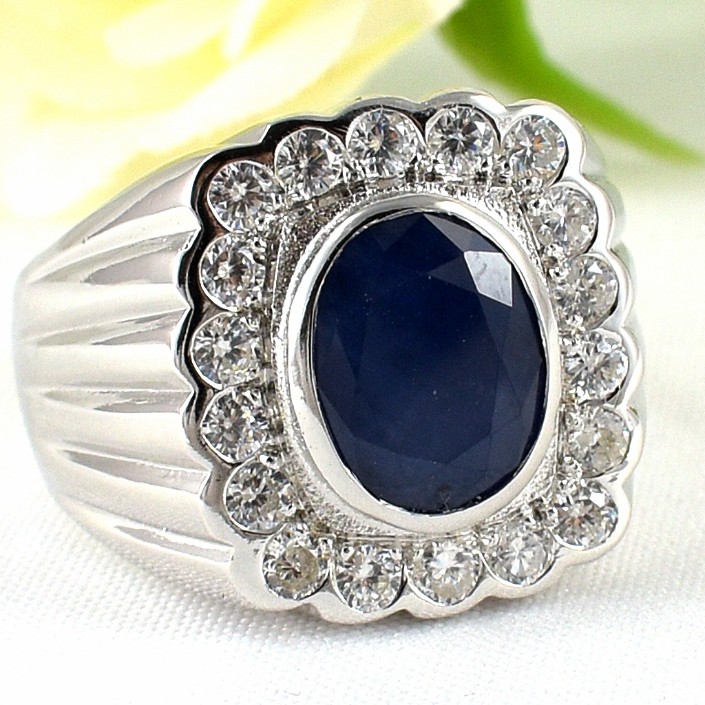 แหวนเงินแท้ราคาถูกชุบทองคำขาว ไพลินแท้ 3.60 กะรัต เพชรCZ 0.72 กะรัต งานประณีตสวยงาม สั่งผลิตค่ะ