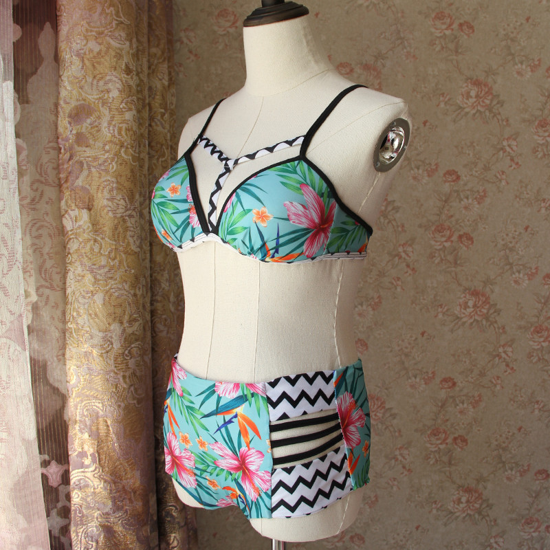 ชุดว่ายน้ำทูพีช2xl รอบอก 32-38 เอว 32-36 สะโพก 36-44 นิ้วผ้าดี งานสวยค่ะ