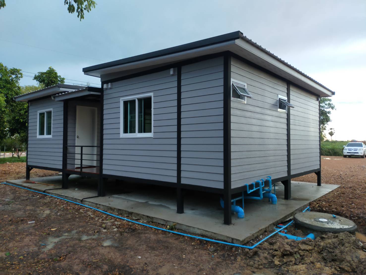 2นอน1นั่งเล่น2ห้องน้ำ บ้านน็อคดาวน์ ป.เจริญ