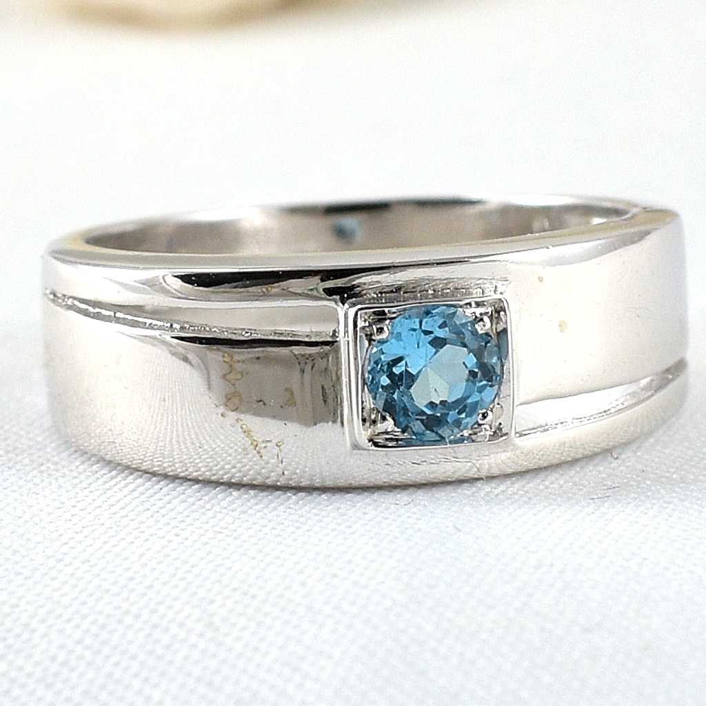 แหวนเงินแท้ราคาถูกชุบทองคำขาว สวิสบลูโทปาซแท้ 0.35 กะรัต งานประณีตสวยงาม สั่งผลิตค่ะ