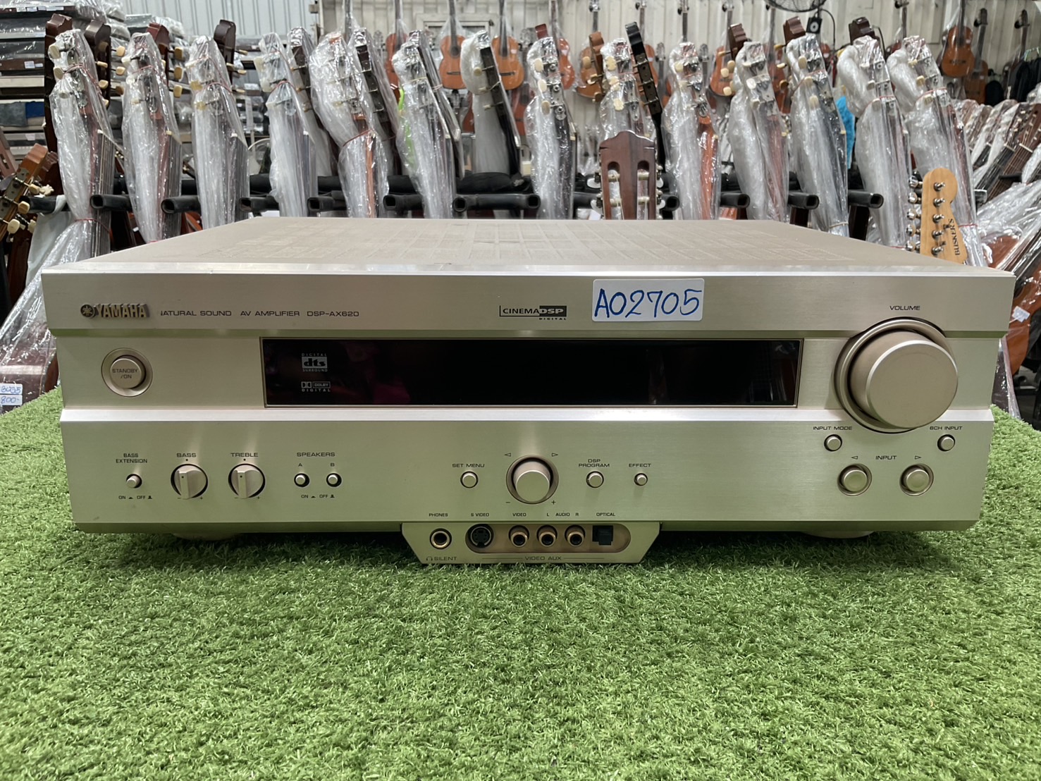 เครื่องขยายเสียง YAMAHA : DSP-AX620