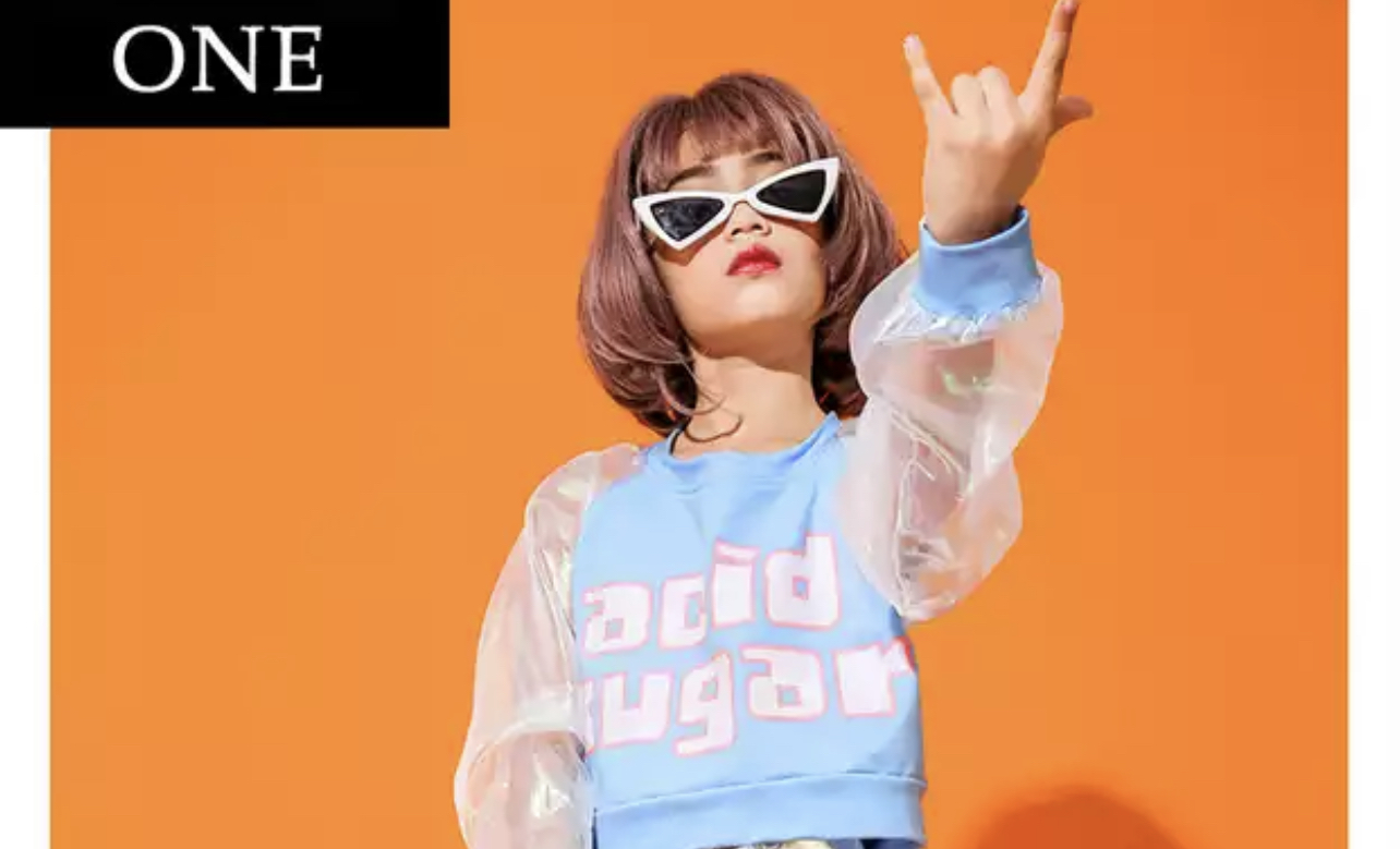 **เฉพาะเสื้อ** ชุดเต้น ชุดแฟชั่น สไตล์ฮิปฮอป สีฟ้า-เงิน