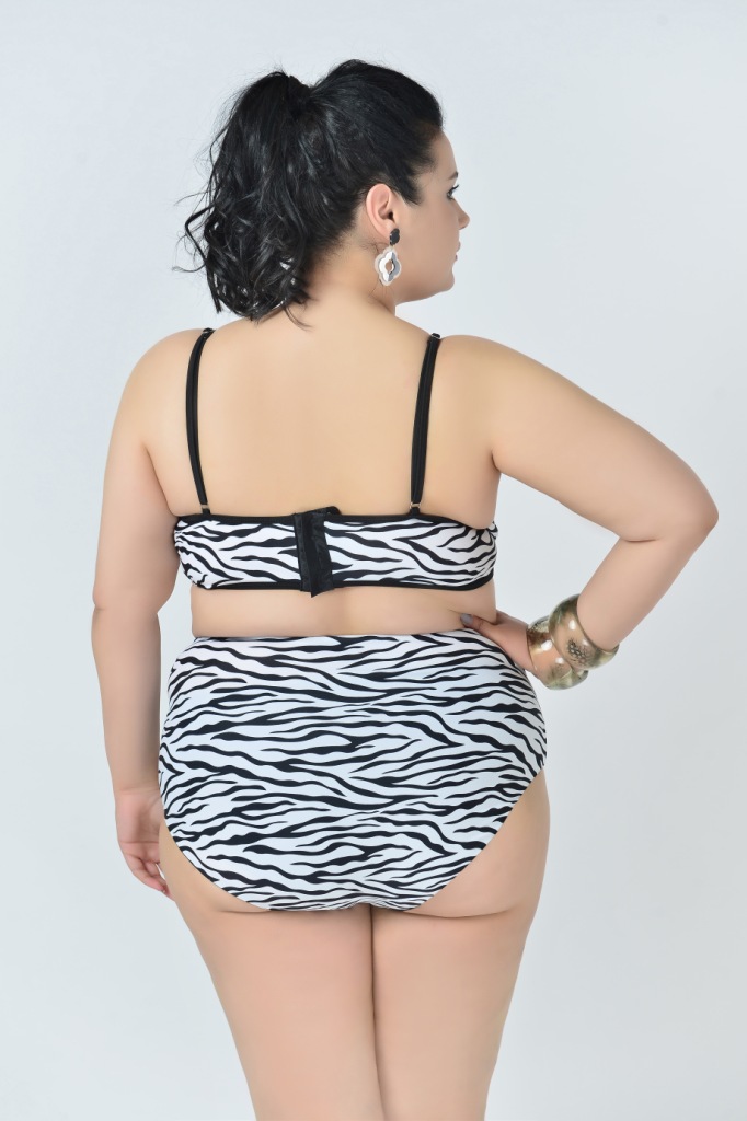 ชุดว่ายน้ำคนอ้วน ทูพีช ผ้าลาย รอบอก 40-46 คัพ C-D รอบเอว 34-40 สะโพก 42-48 นิ้ว ตะขอปรับขนาดได้ สวยมากๆค่ะ