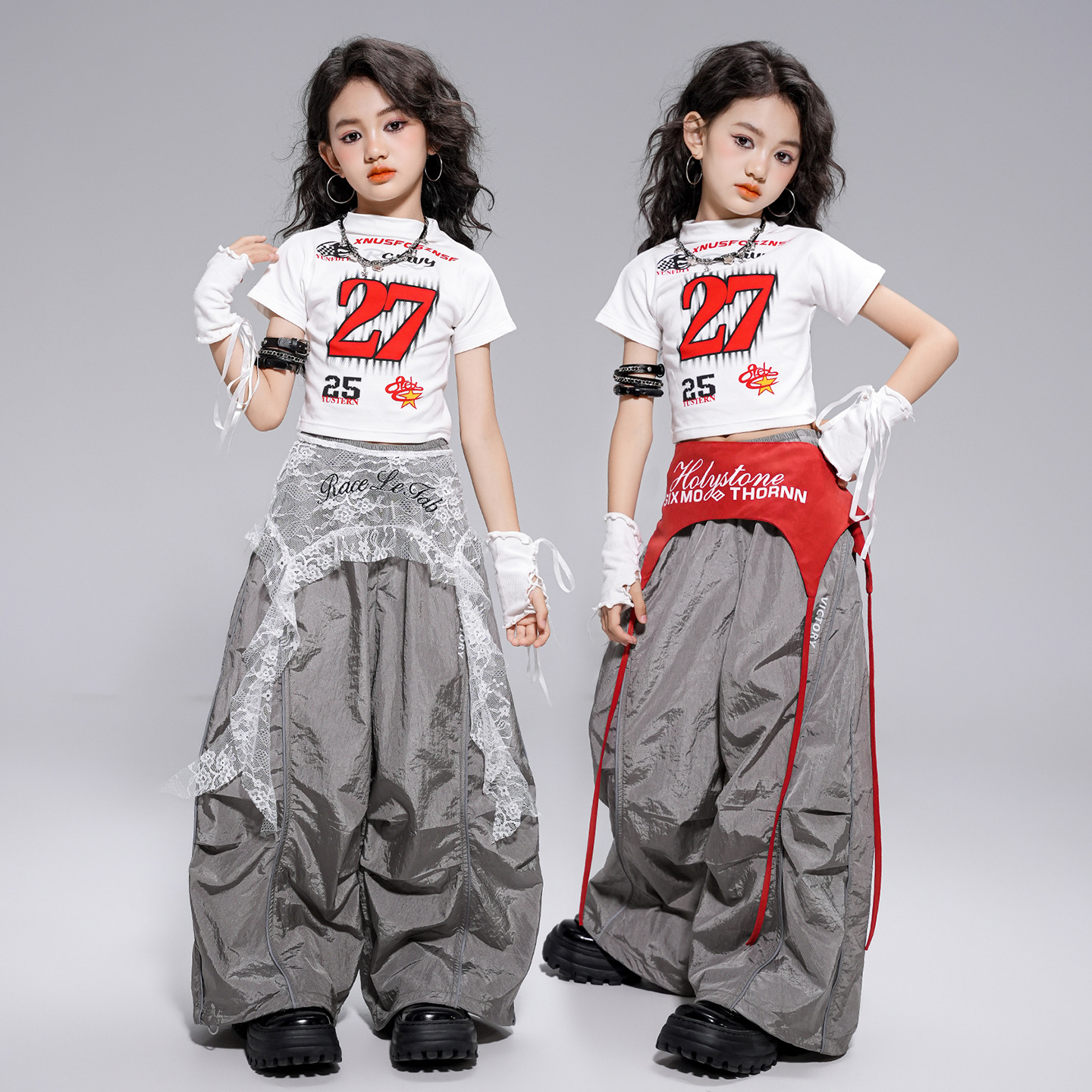 ชุดเต้น เซ็ตเสื้อปาดไหล่ พร้อมปลอกแขน โทนลายสก๊อต ดำแดง