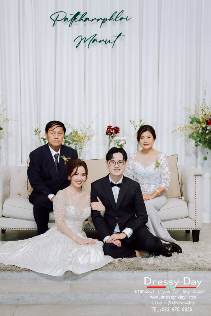 แม่เจ้าสาวแต่งตัวอย่างไร แม่เจ้าสาวแต่งตัวอย่างไร