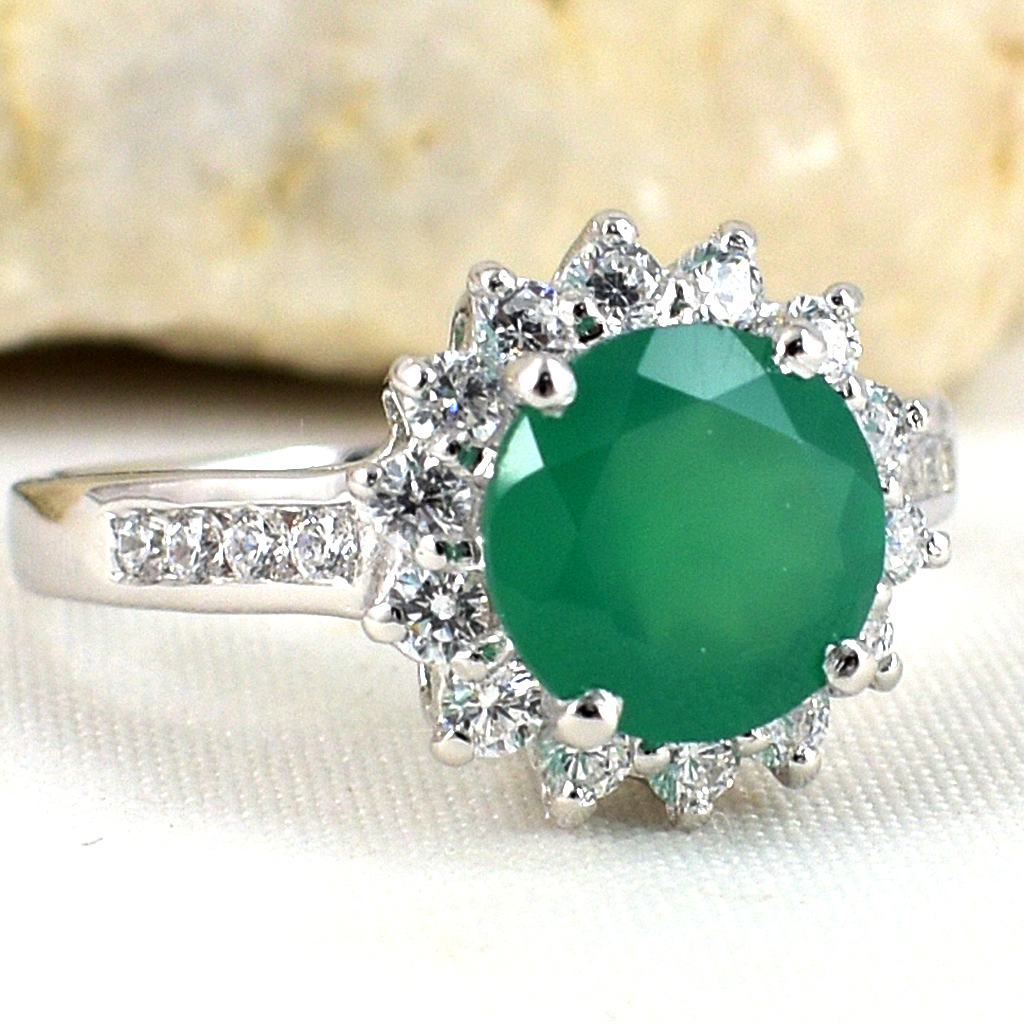 แหวนเงินแท้ราคาถูกชุบทองคำขาว พลอยแท้กรีนอะเกท 2.25 กะรัต เพชรCZ 0.77 กะรัต งานประณีตสวยงาม สั่งผลิตค่ะ