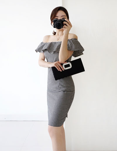 สินค้าพรีออเดอร์ ชุดเดรสแฟชั่นสไตล์เรียบหรู 4ไซส รหัส PO-Dress-022