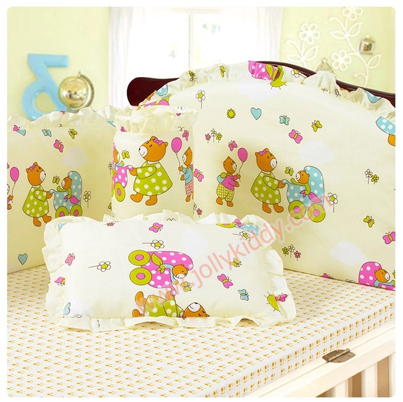 TP201125 ชุดเบาะกันกระแทกผ้าปูนอน 6ชิ้น ลาย Miracle Zoo สีขาว