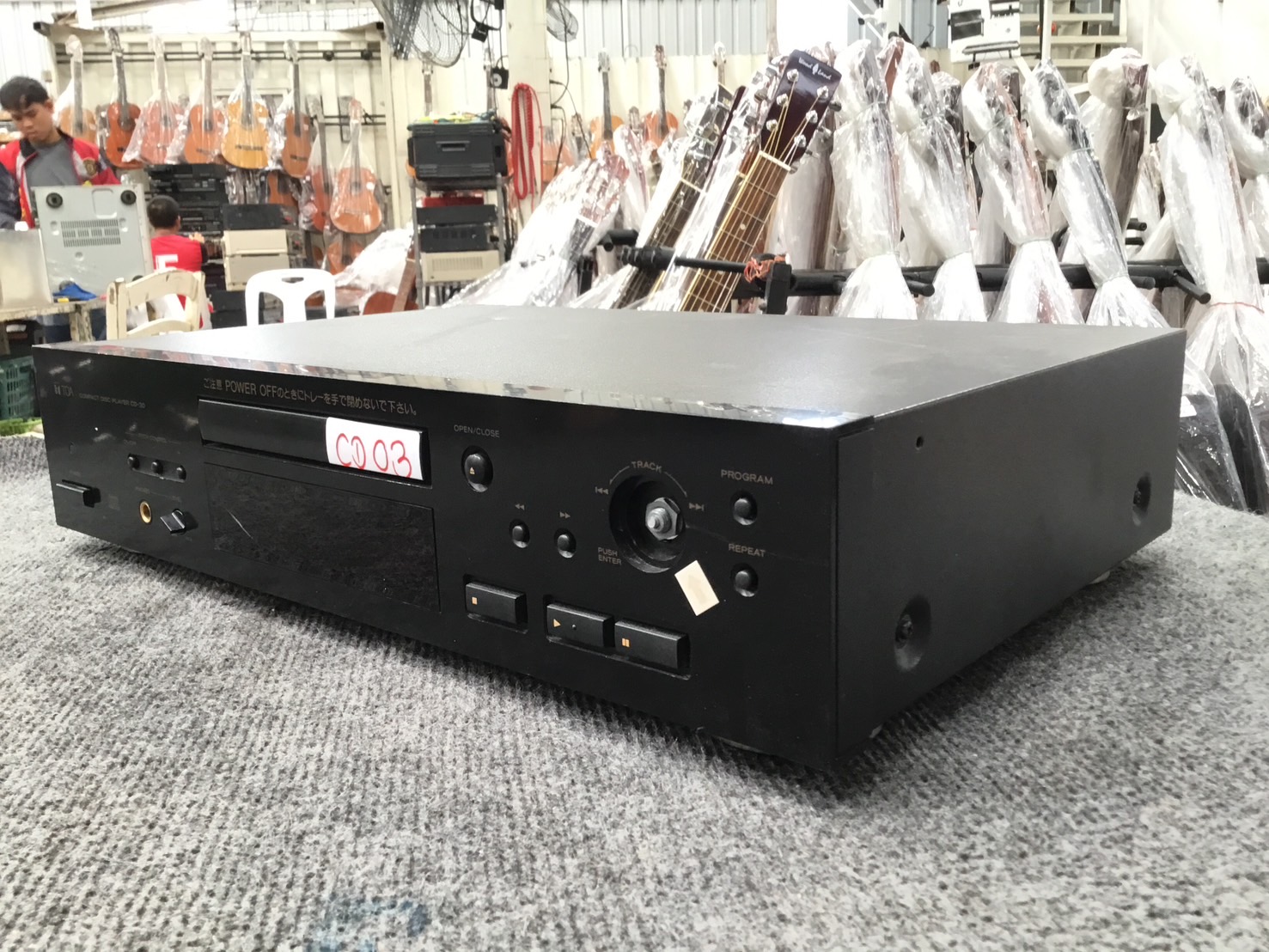 เครื่องเล่น CD - TOA : CD-30