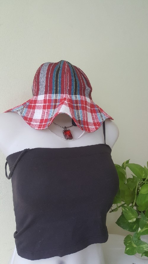 แบรนด์Sivalifestyle หมวกผ้าไหมทอมือพร้อมแมสผ้า