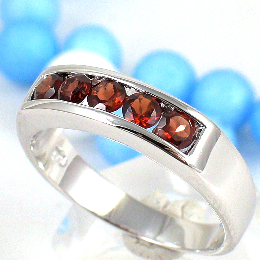 แหวนเงินแท้ราคาถูกชุบทองคำขาว โกเมนแท้ 0.90 กะรัต งานประณีตสวยงาม สั่งผลิตค่ะ