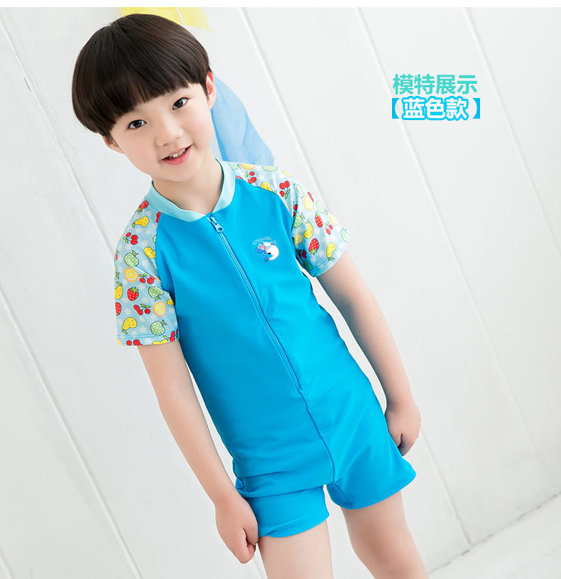 ชุดว่ายน้ำเด็ก ไซส์ 3xl และ 4xl ค่ะ แขนสั้น ขาสั้นซิปหน้าค่ะ