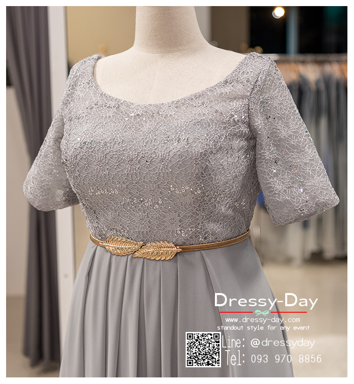 รหัส ชุดราตรีคนอ้วน :PFL018 ชุดแม่เจ้าสาว ชุดแม่เจ้าบ่าว ชุดราตรียาวคนอ้วน ผ้าลูกไม้เรียบหรู งานปักมือ สีเทา กระโปรงผ้าไหมเล่นดีเทลระบายชายช่วงเอว เหมาะสำหรับงานแต่งงาน งานกลางคืน กาล่าดินเนอร์ มีแขน