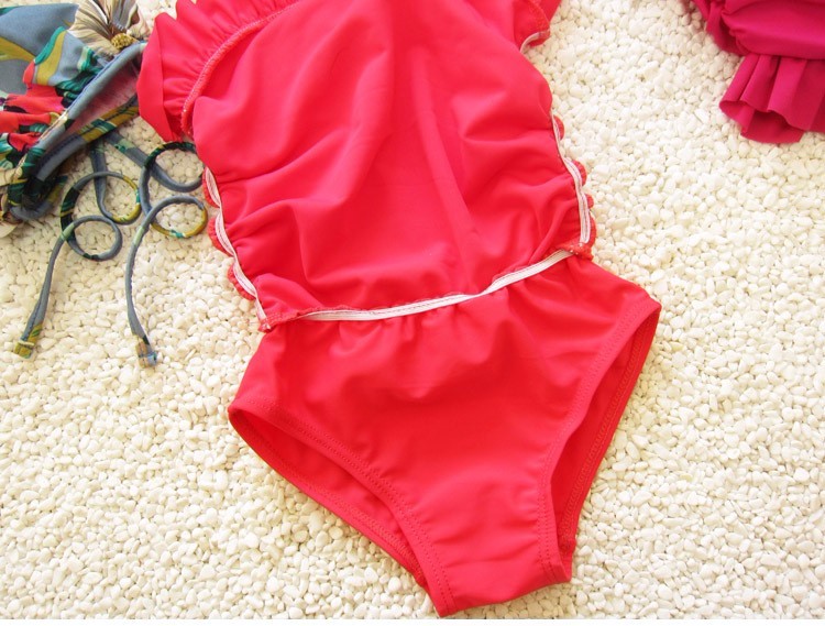 สินค้าพร้อมส่ง ชุดว่ายน้ำ เด็กหญิง เซ็ต 3 ชิ้น สไตล์ลายดอก