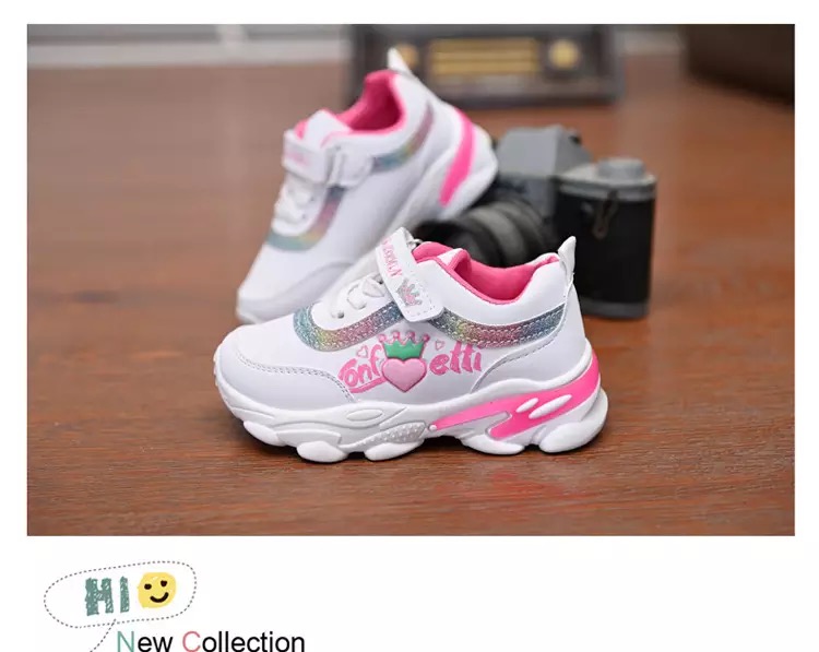 รองเท้าผ้าใบ ไล่ขอบสีรุ้ง แต่งขอบสีชมพู