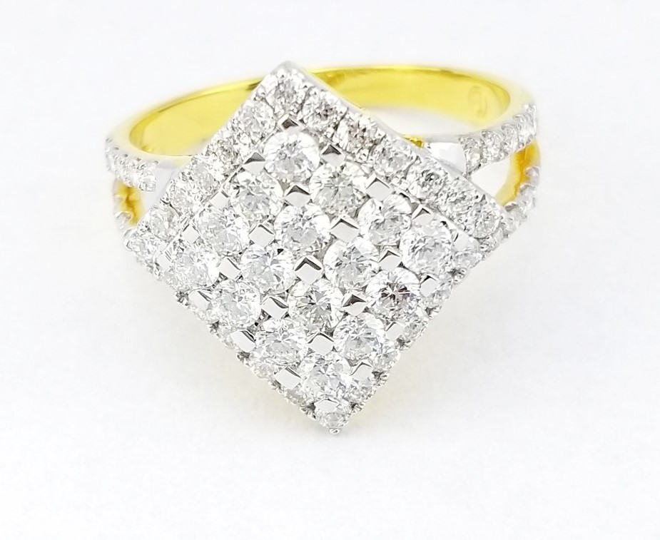 สั่งผลิตเพชรเบลเยี่ยมคัท แหวนแต่งงาน แหวนหมั้น ใส่เที่ยว ออกงาน แหวนทองคำ 18K เพชรแท้ 1.40 กะรัต 4.37 กรัม น้ำ 99 ราคาถูกมาก มีใบรับประกันค่ะ