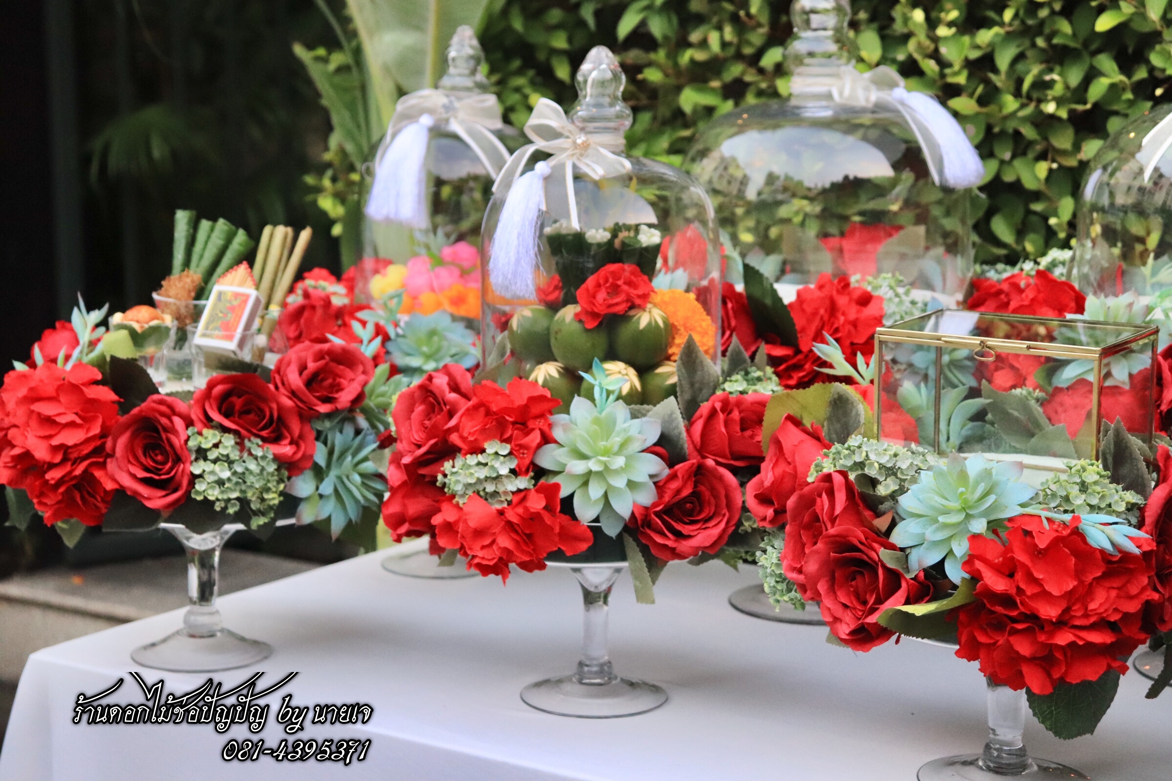 ขันหมากดอกไม้ประดิษฐ์สไตล์โมเดิร์น