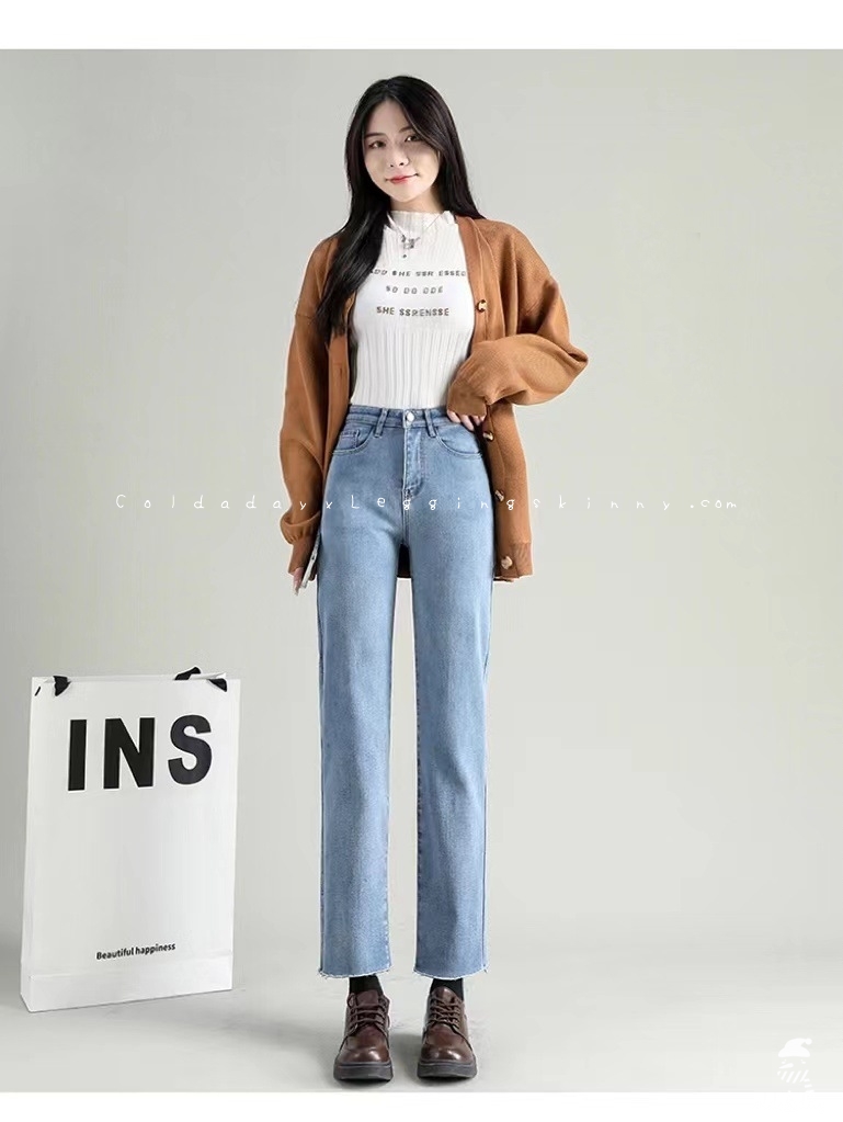 Straight Cut Jeans กางเกงยีนส์กันหนาวทรงตรง 5 ส่วน