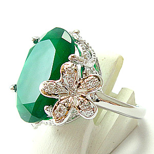 แหวนเงินแท้ราคาถูกชุบทองคำขาว พลอยแท้กรีนอะเกท 13.25 กะรัต เพชรCZ 0.035 กะรัต งานประณีตสวยงาม สั่งผลิตค่ะ