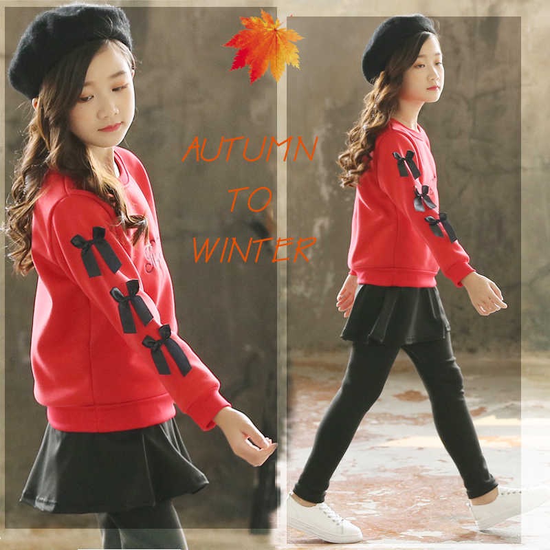 เสื้อกันหนาวเด็ก เสื้อสีแดง + เลกกิ้งกระโปรง สีดำ