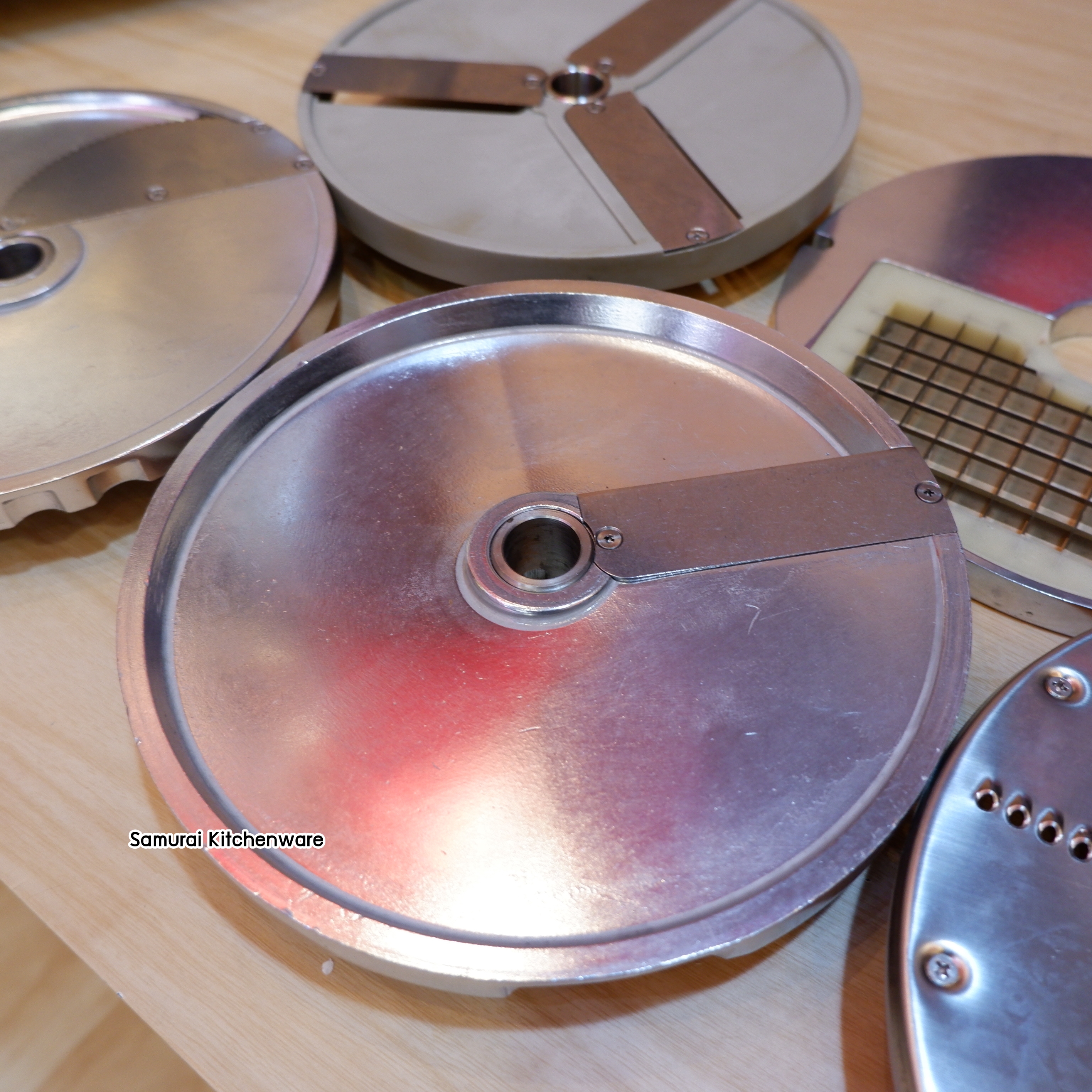 เครื่องหั่นผัก รุ่น VM-102