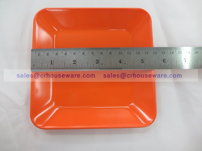 จานสีเหลี่ยม 5.5 นิ้ว P666-5.5