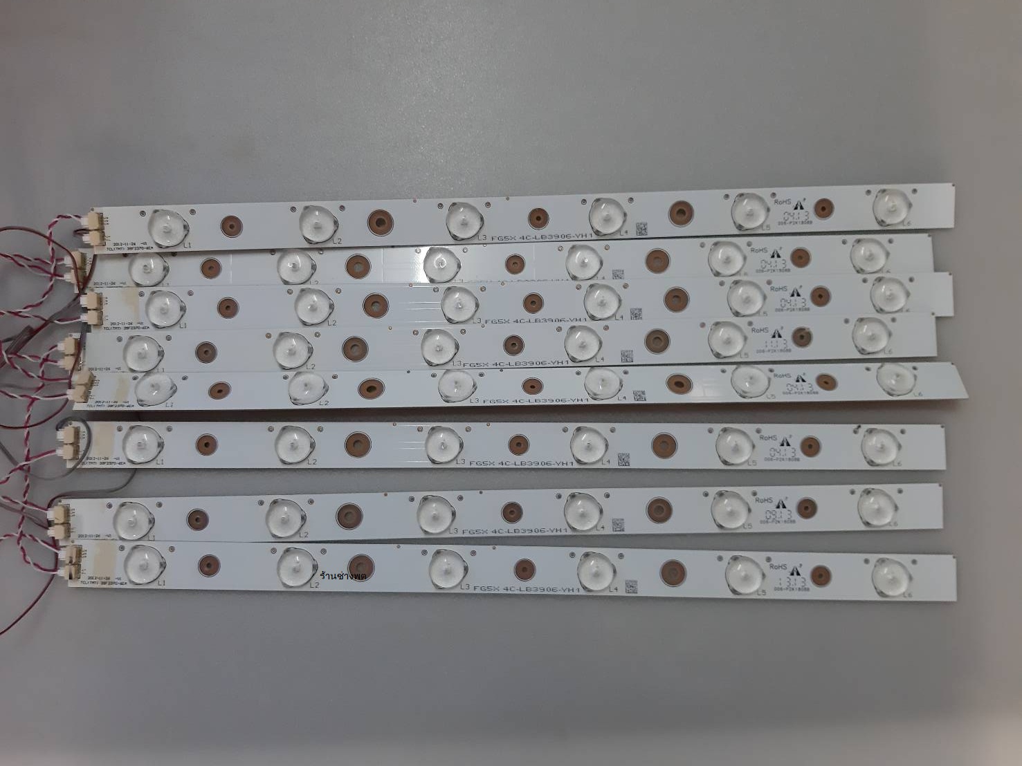 หลอด LED 40F3300F