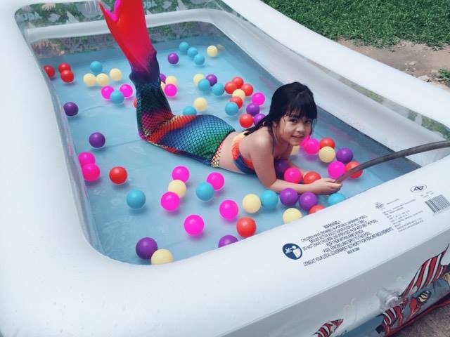 พร้อมส่ง ชุดว่ายน้ำ ชุดหางนางเงือก เซ็ต 4 ชิ้น หางปิด