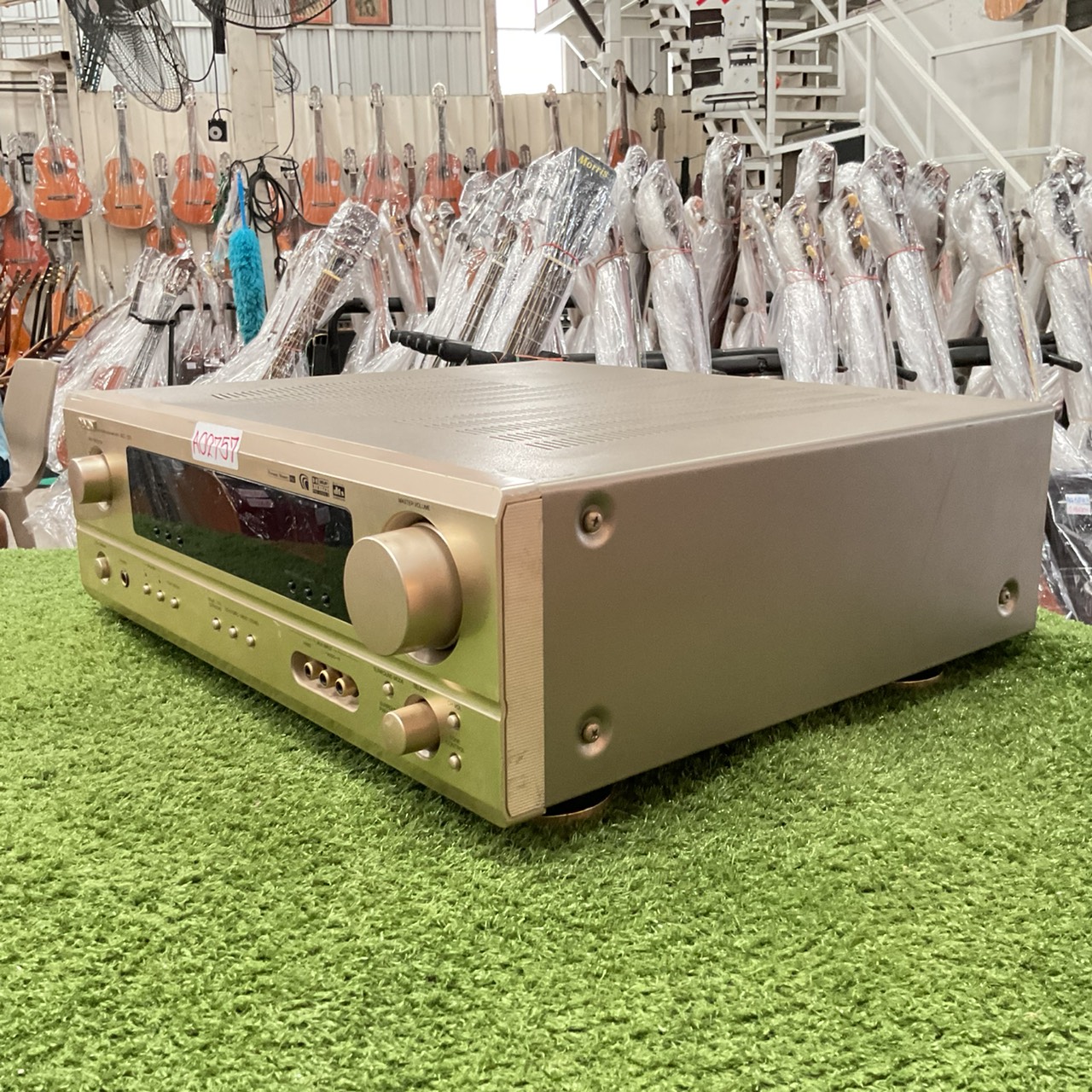 เครื่องขยายเสียง DENON : AVC-1570