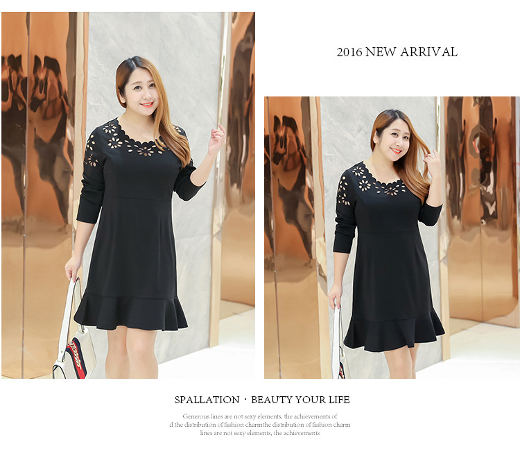 0036 เดรส สีดำ ฉลุด้านบน ปลายกระโปรงบาน รอบอก 44-50 รอบเอว 38-44 สะโพก 46-52 ยาว 36 นิ้ว ราคา 690