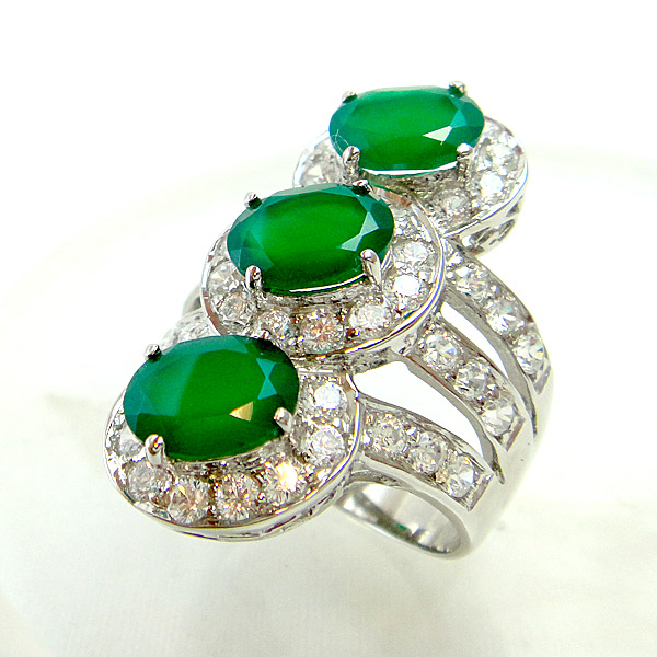 แหวนเงินแท้ราคาถูกชุบทองคำขาว พลอยแท้กรีนอะเกท 1.20 กะรัต เพชรCZ 1.44 กะรัต งานประณีตสวยงาม สั่งผลิตค่ะ