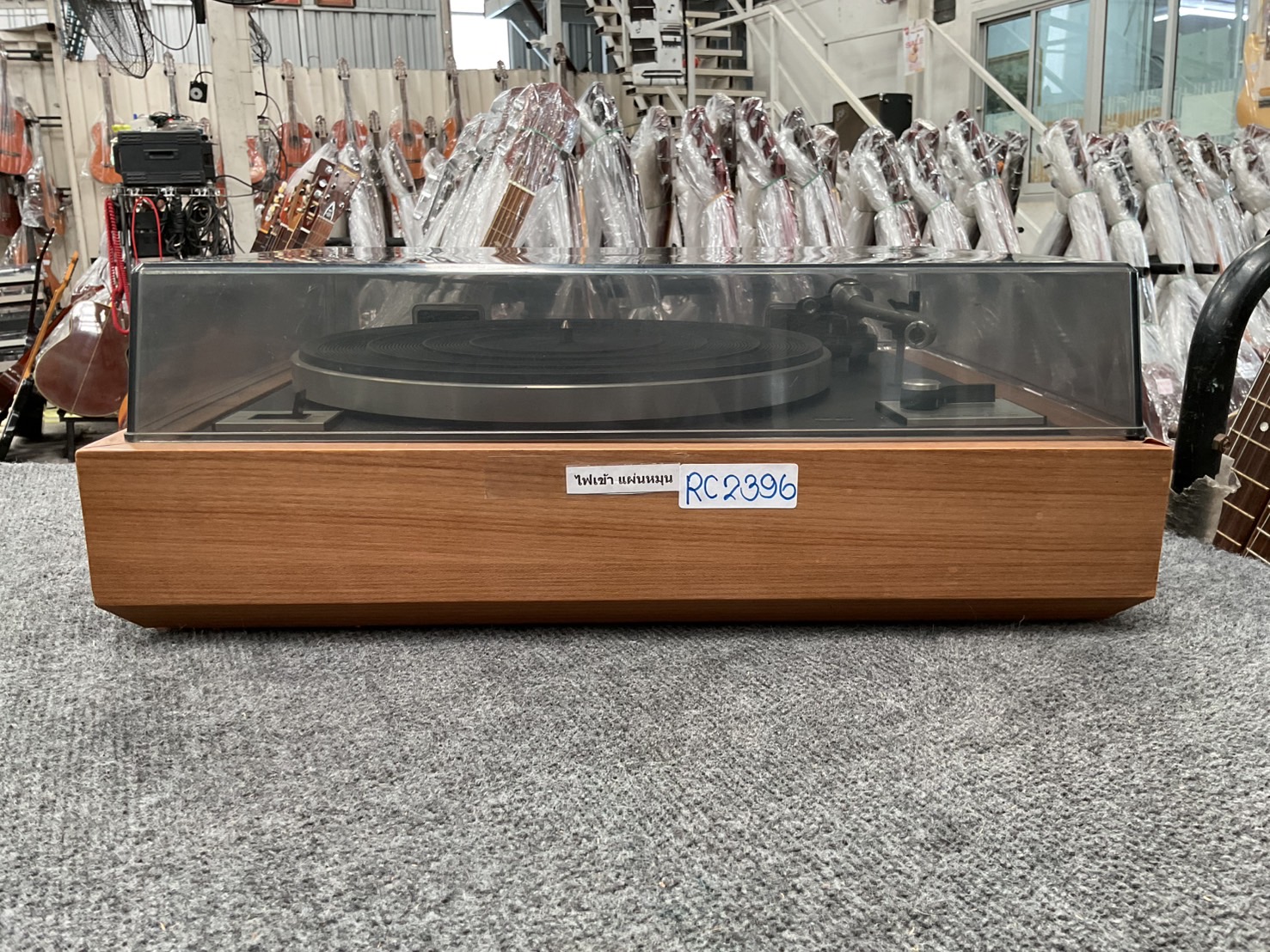เครื่องเล่นแผ่นเสียง SANYO : DC-J5