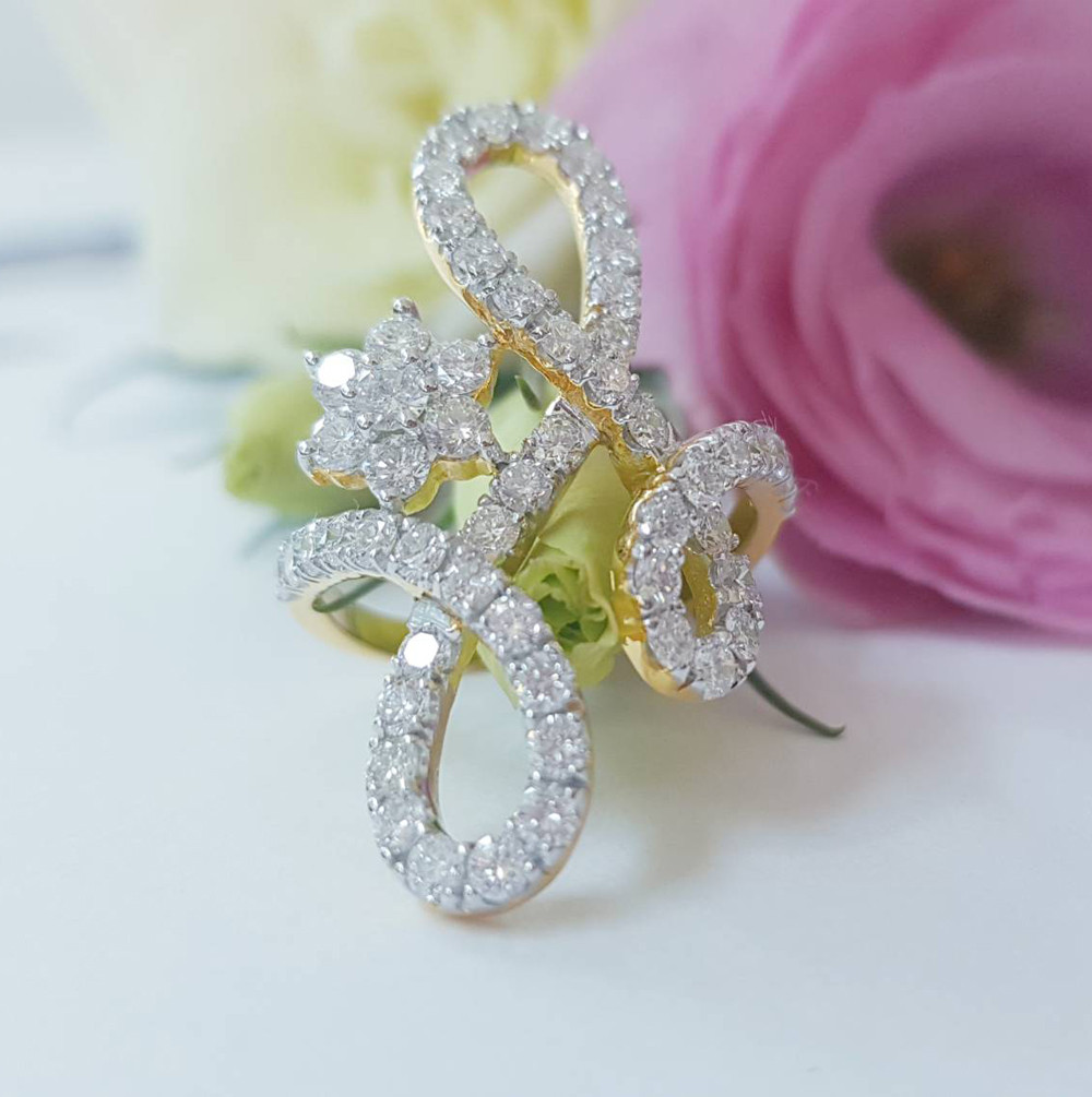สั่งผลิตเพชรเบลเยี่ยมคัท แหวนแต่งงาน แหวนหมั้น ใส่เที่ยว ออกงาน แหวนทองคำ 18K เพชรแท้ 2.05 กะรัต 6.37 กรัม น้ำ 99 ราคาถูกมาก มีใบรับประกันค่ะ