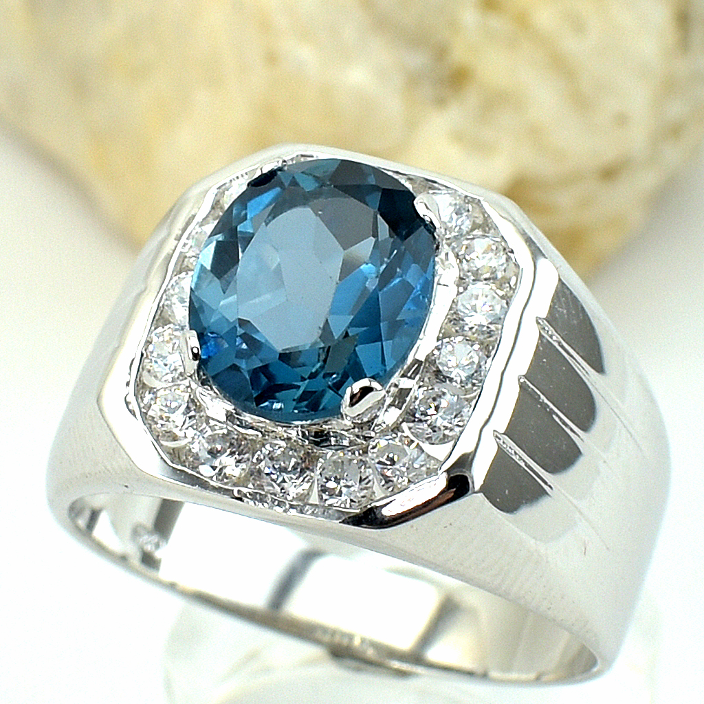 แหวนเงินแท้ราคาถูกชุบทองคำขาว ลอนดอนบลูโทปาซแท้ 3.60 กะรัต เพชรCZ 0.48 กะรัต งานประณีตสวยงาม สั่งผลิตค่ะ